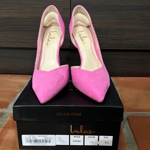 Beautiful pink suede pumps NEW